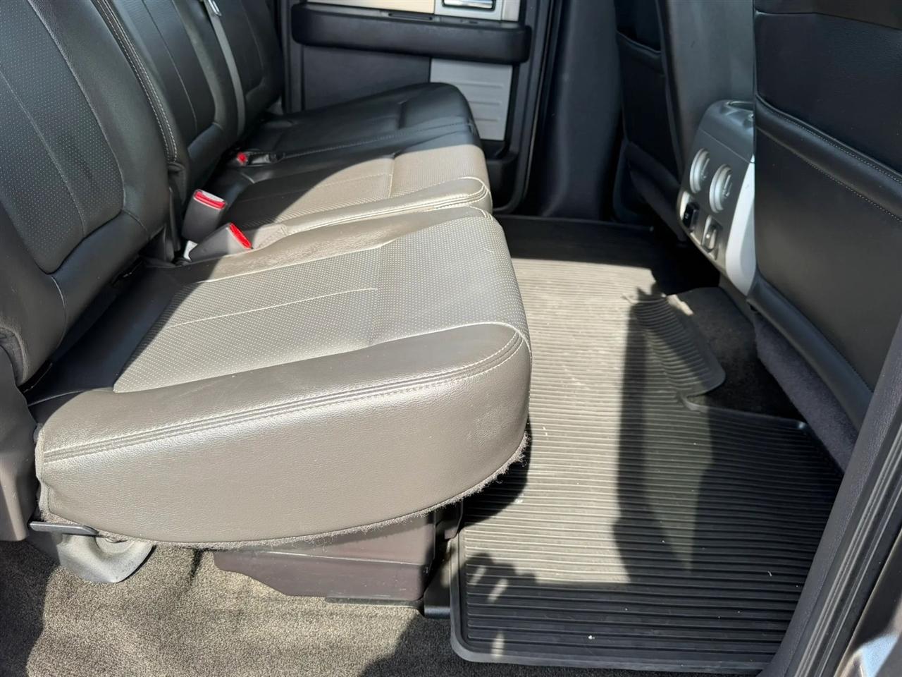 Ford F-150 4WD SuperCrew 145" Platinum 2014