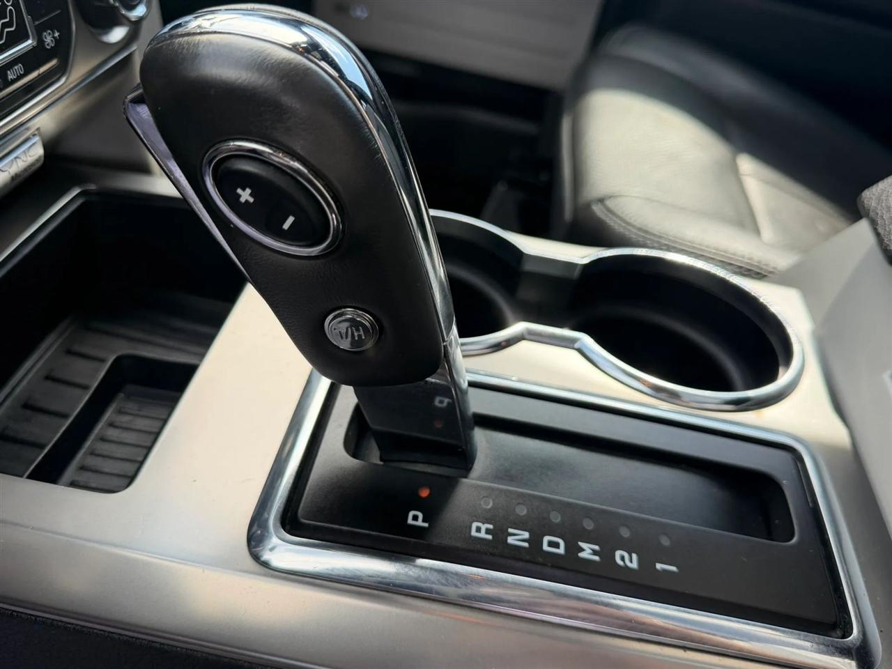 Ford F-150 4WD SuperCrew 145" Platinum 2014