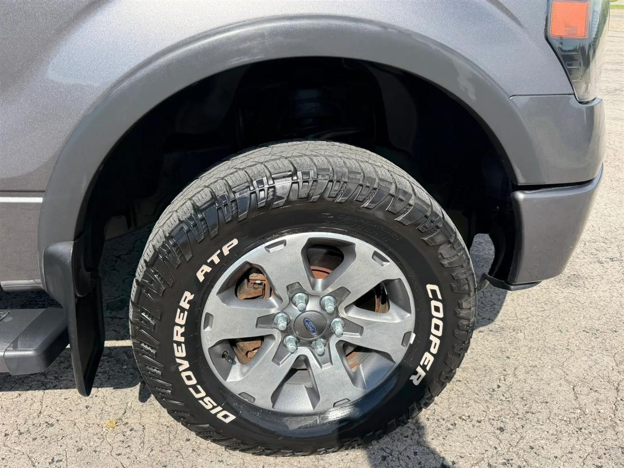 Ford F-150 4WD SuperCrew 145" Platinum 2014