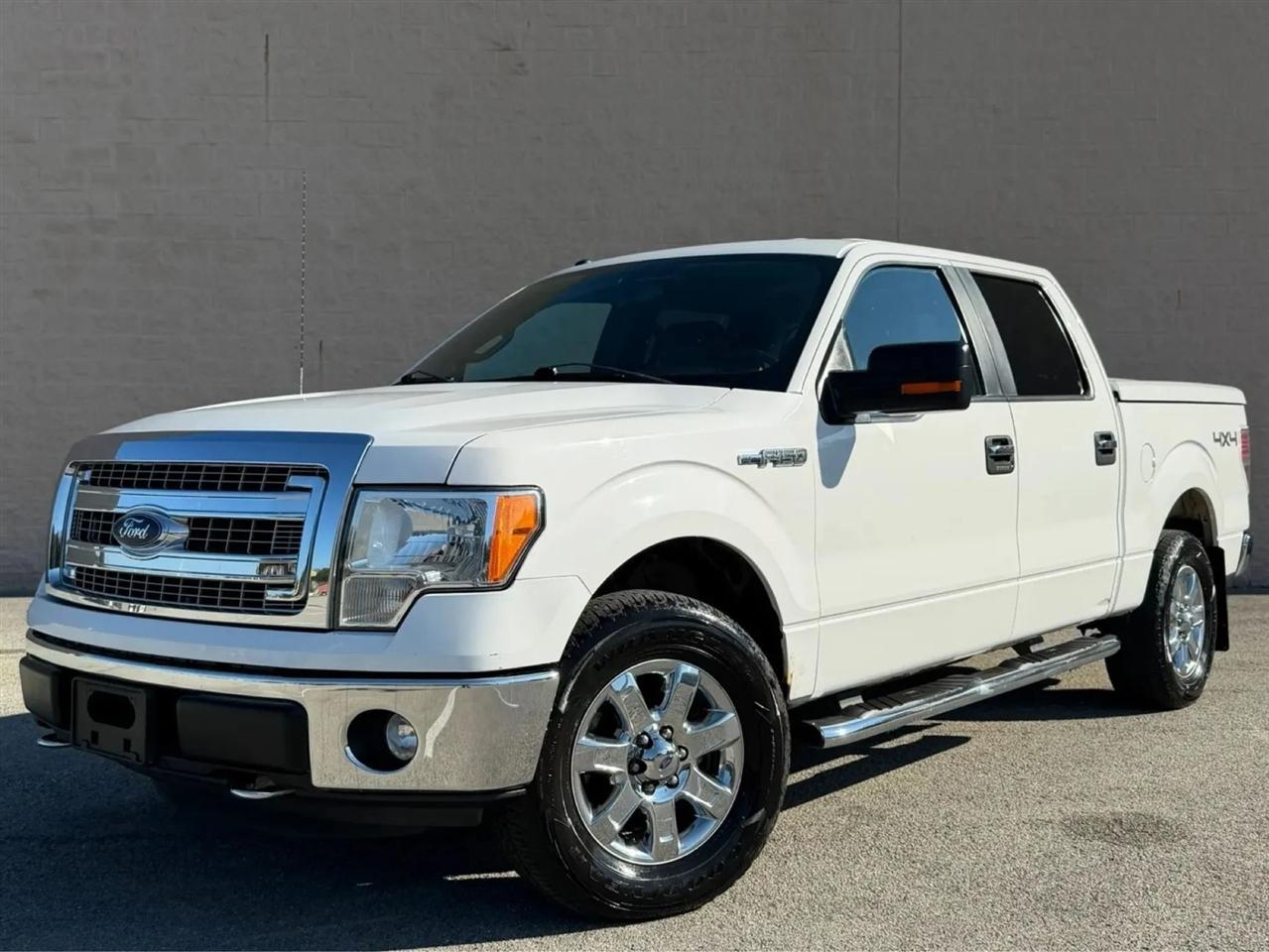 2014 Ford F-150 4WD SuperCrew 145" XL