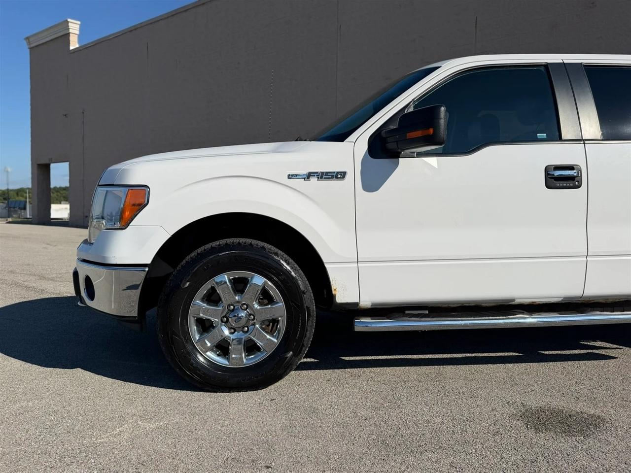 Ford F-150 4WD SuperCrew 145" Platinum 2014