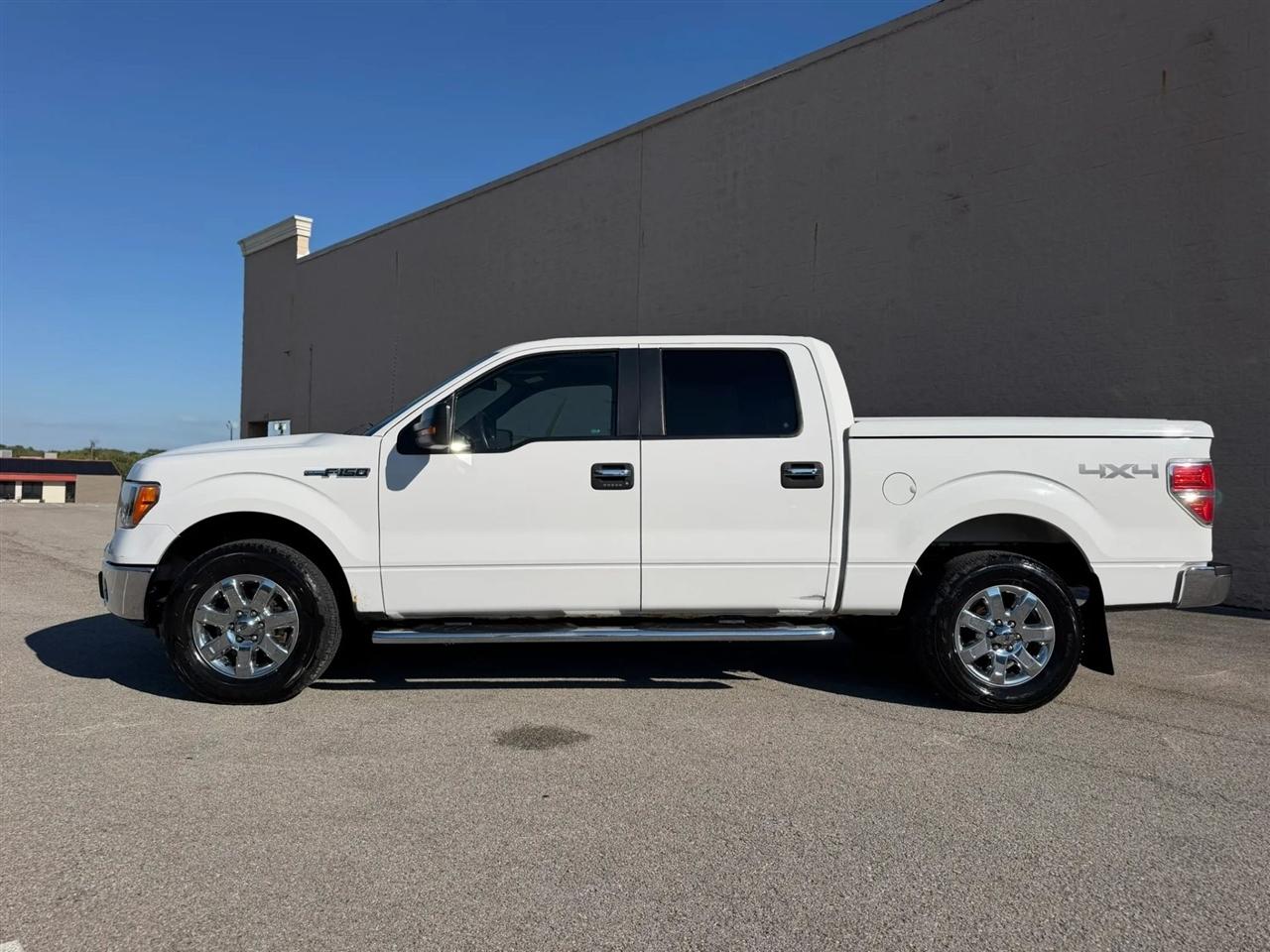 Ford F-150 4WD SuperCrew 145" Platinum 2014