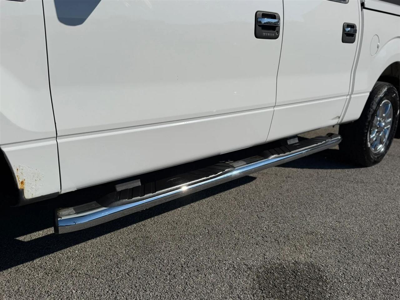 Ford F-150 4WD SuperCrew 145" Platinum 2014