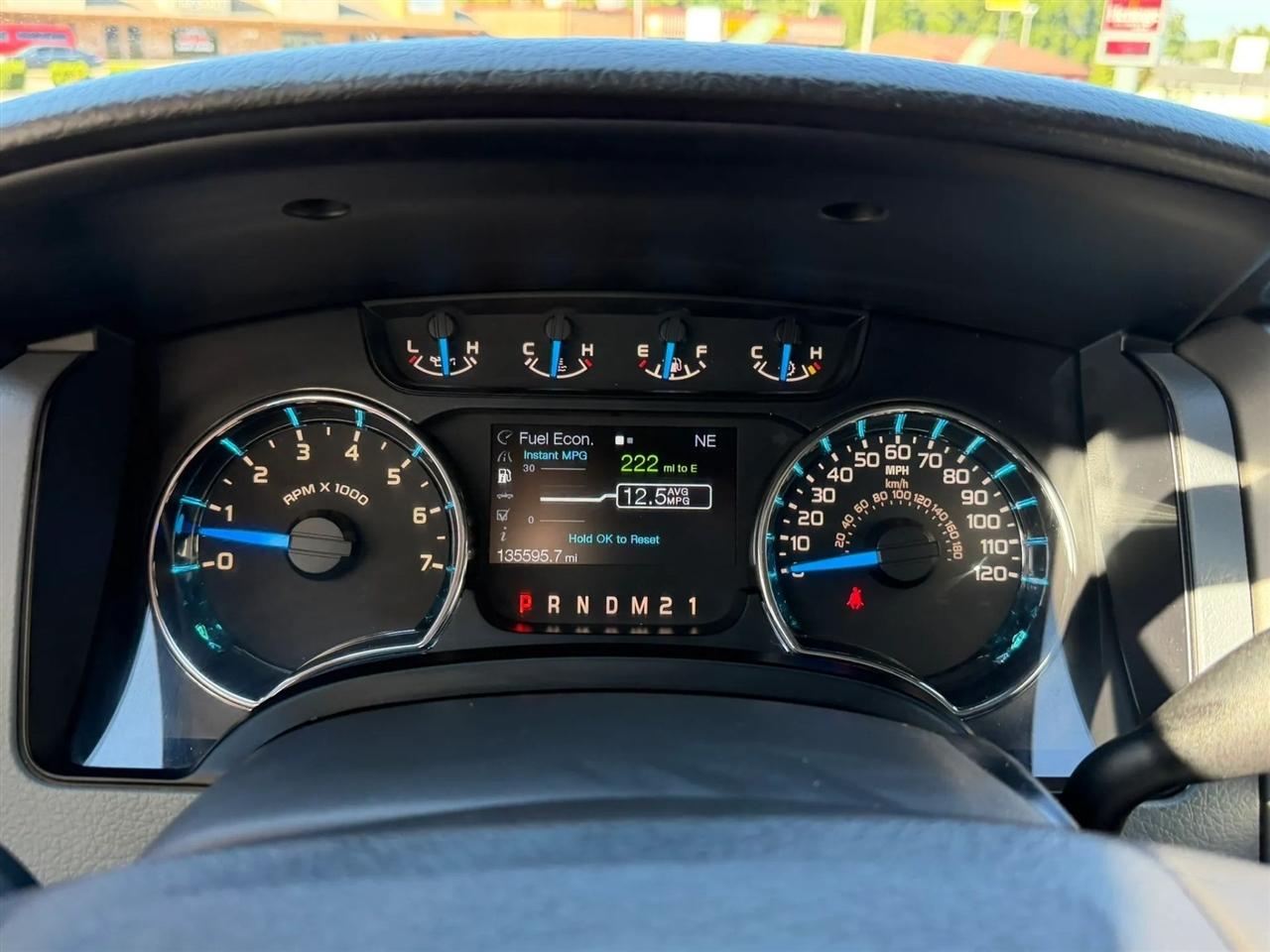 Ford F-150 4WD SuperCrew 145" Platinum 2014