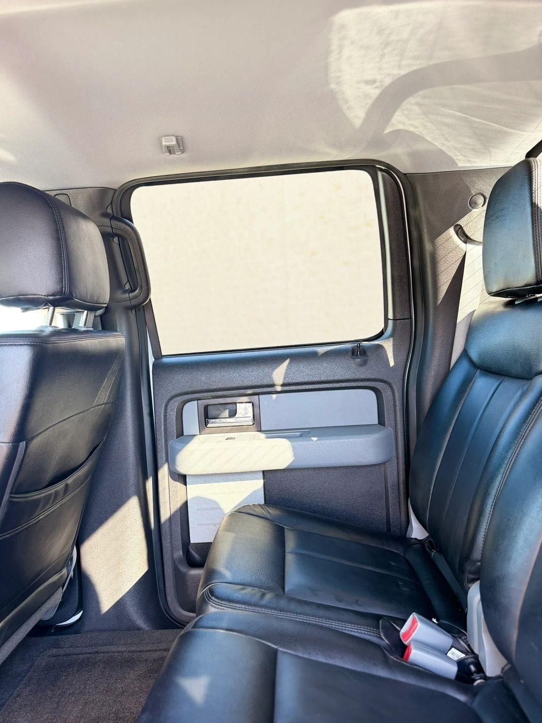 Ford F-150 4WD SuperCrew 145" Platinum 2014