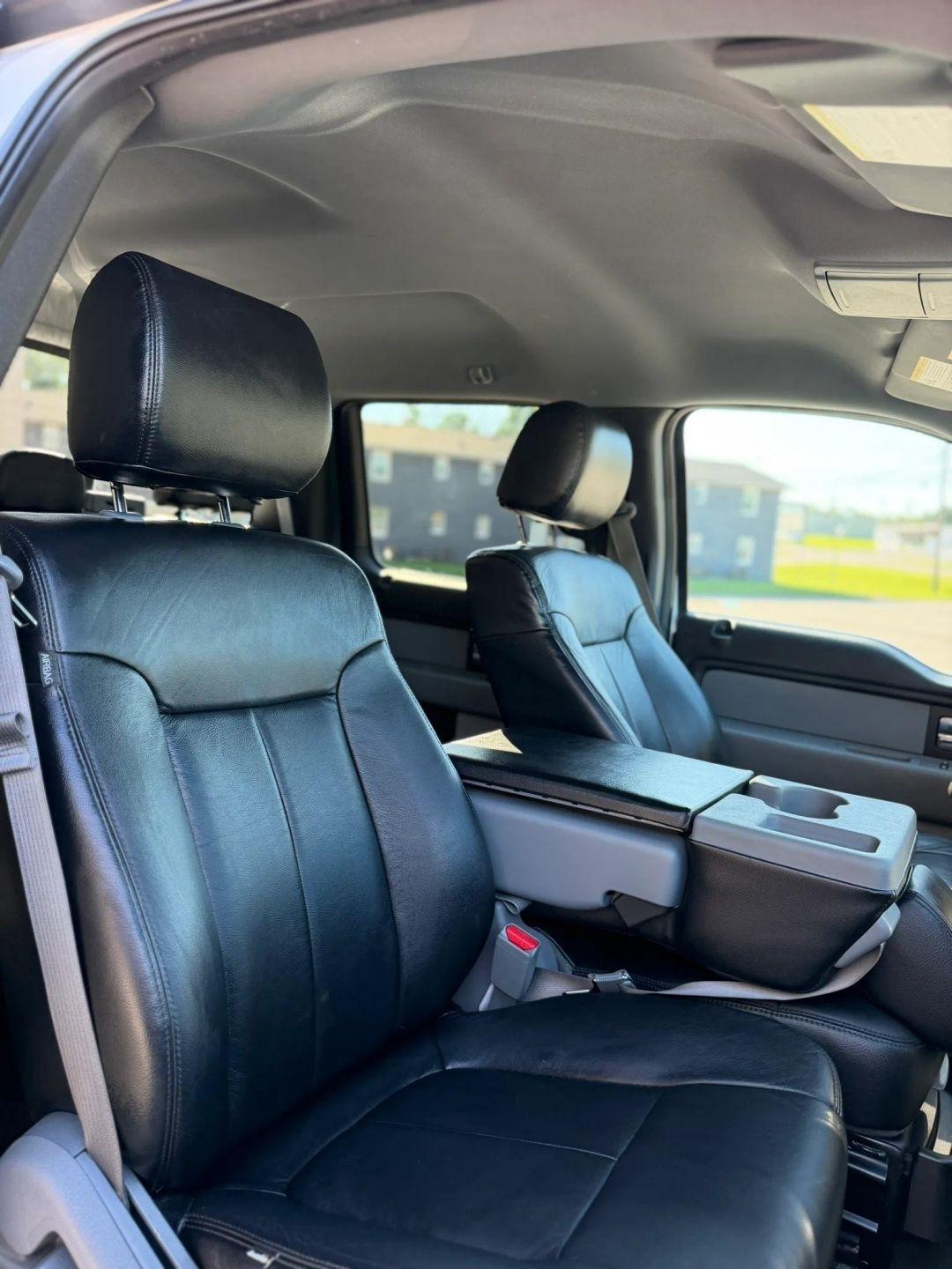 Ford F-150 4WD SuperCrew 145" Platinum 2014