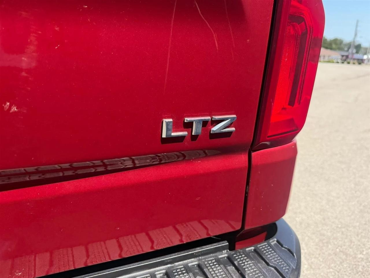 Chevrolet Silverado 1500 4WD Crew Cab 147" LTZ 2019