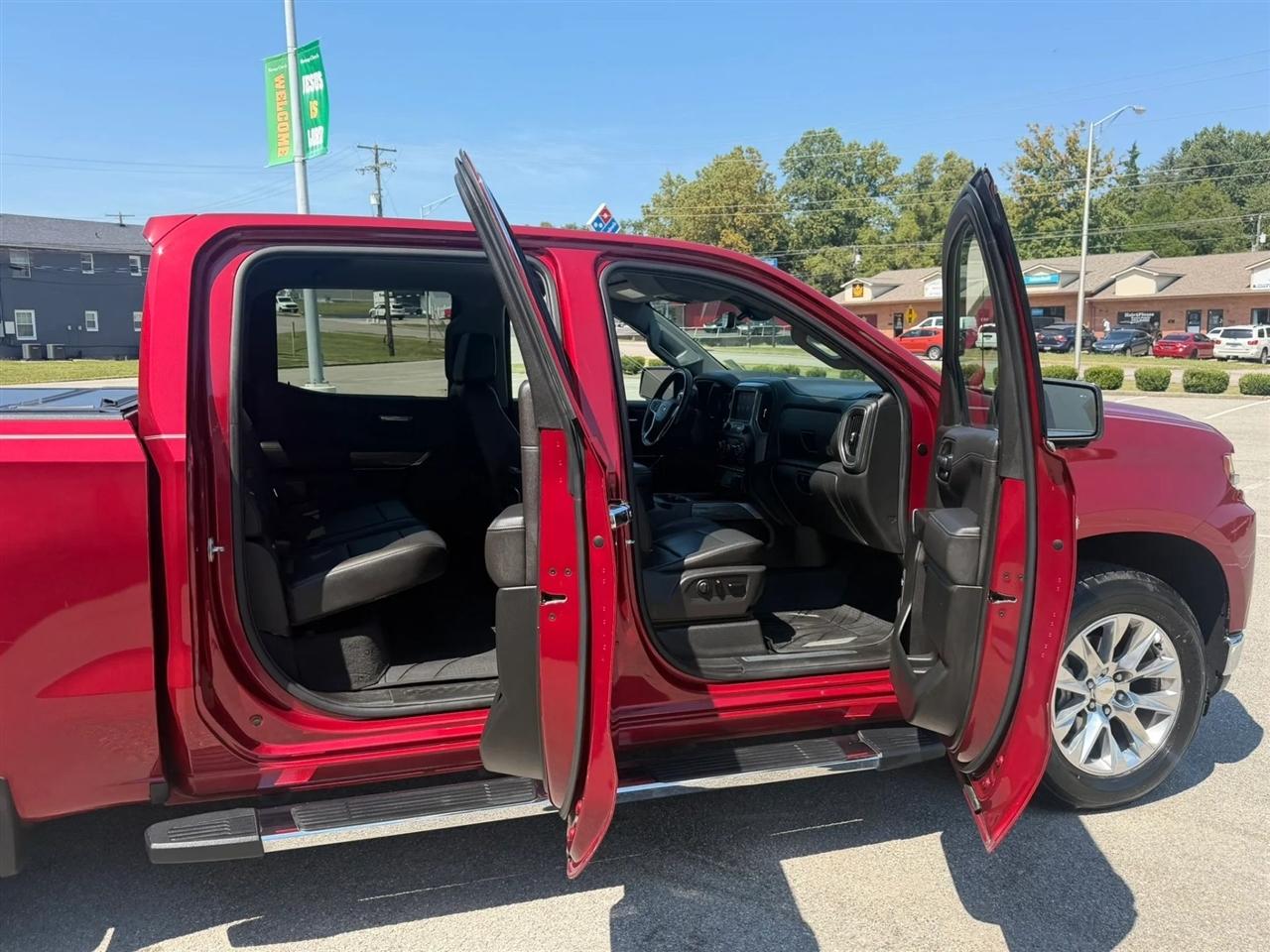 Chevrolet Silverado 1500 4WD Crew Cab 147" LTZ 2019