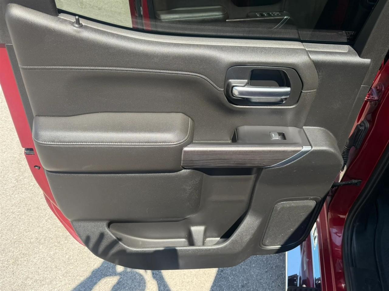Chevrolet Silverado 1500 4WD Crew Cab 147" LTZ 2019