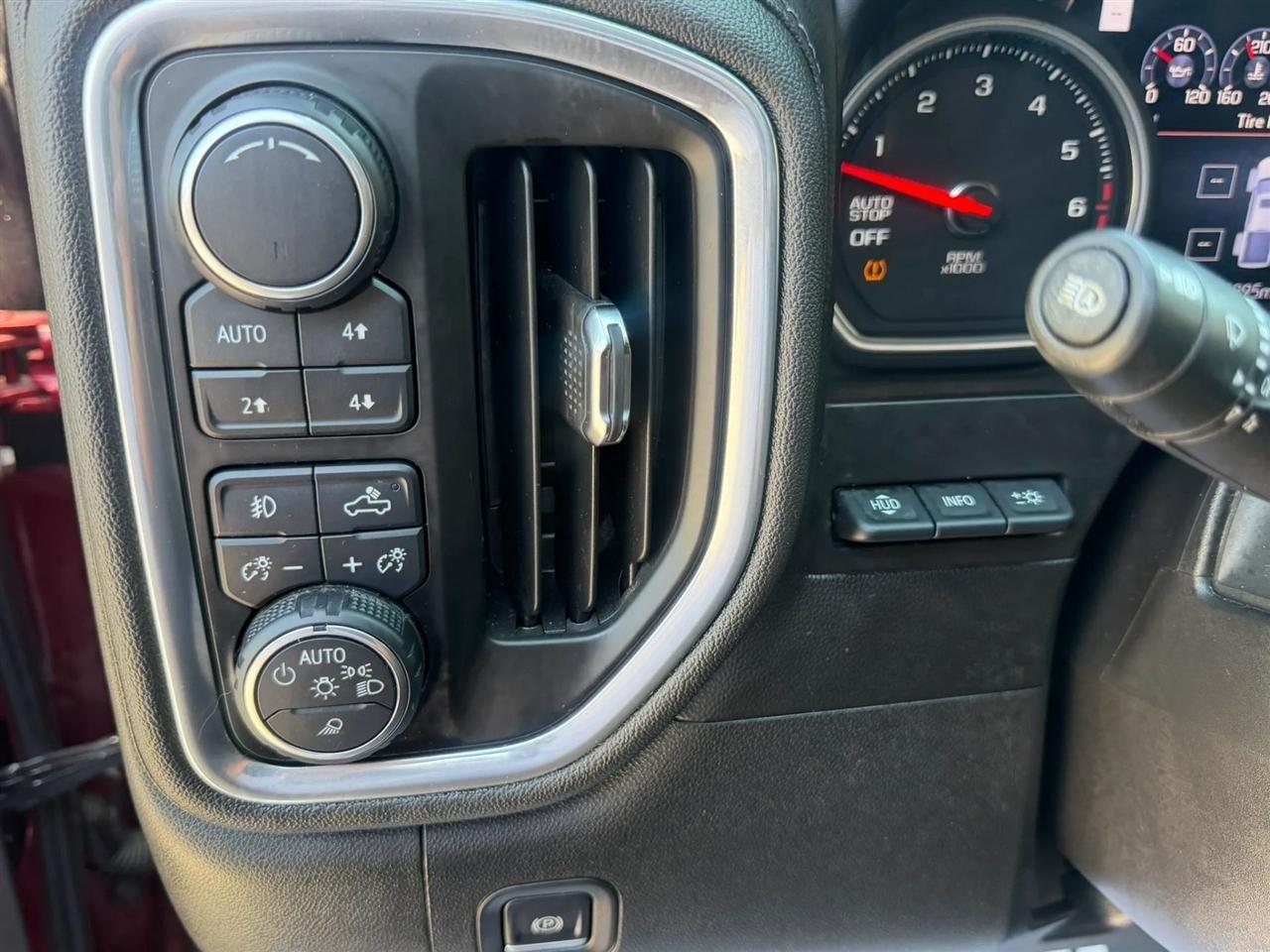 Chevrolet Silverado 1500 4WD Crew Cab 147" LTZ 2019