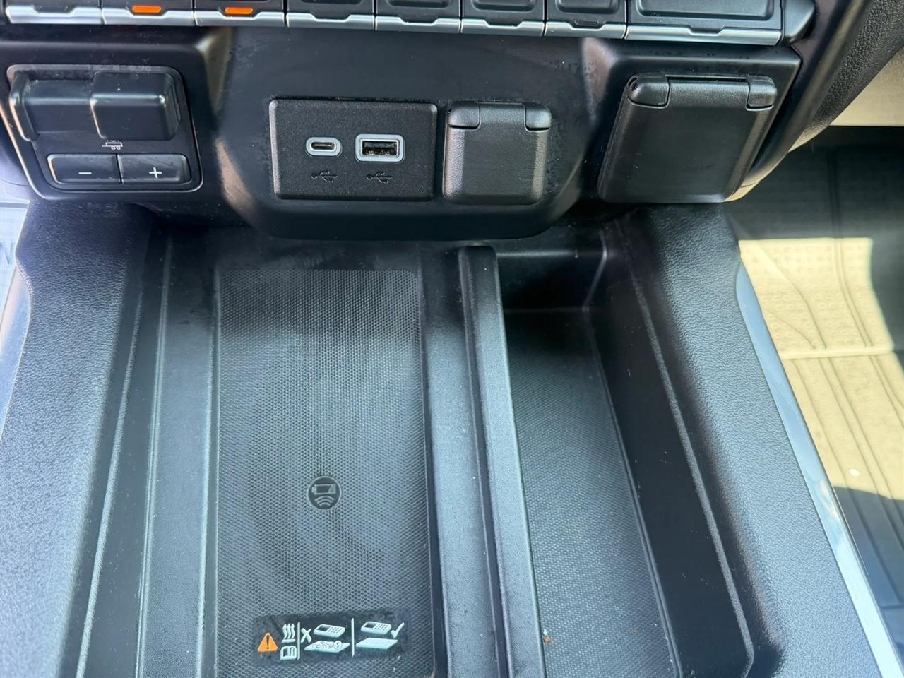 Chevrolet Silverado 1500 4WD Crew Cab 147" LTZ 2019