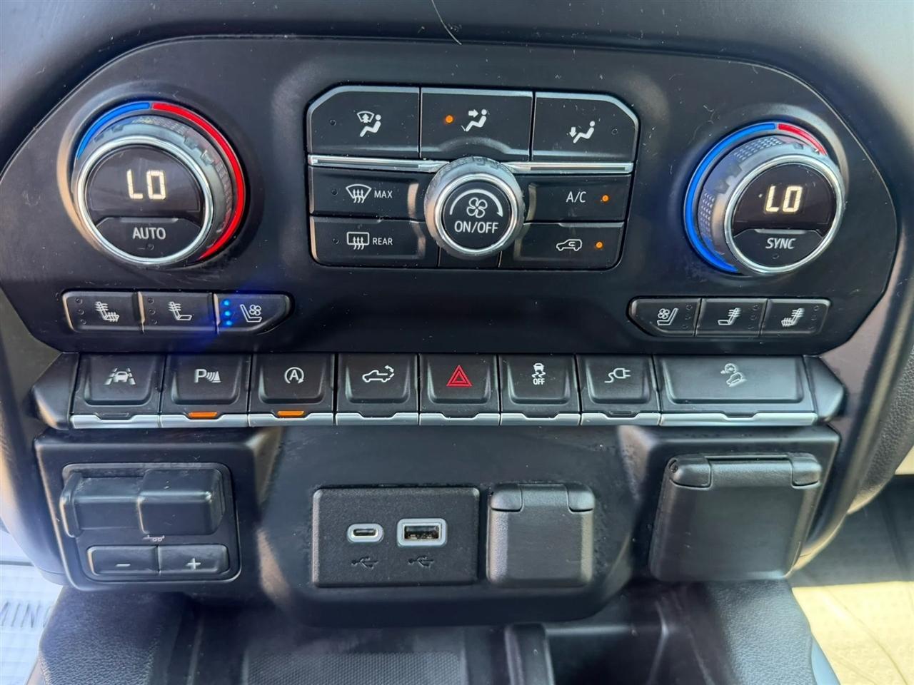 Chevrolet Silverado 1500 4WD Crew Cab 147" LTZ 2019