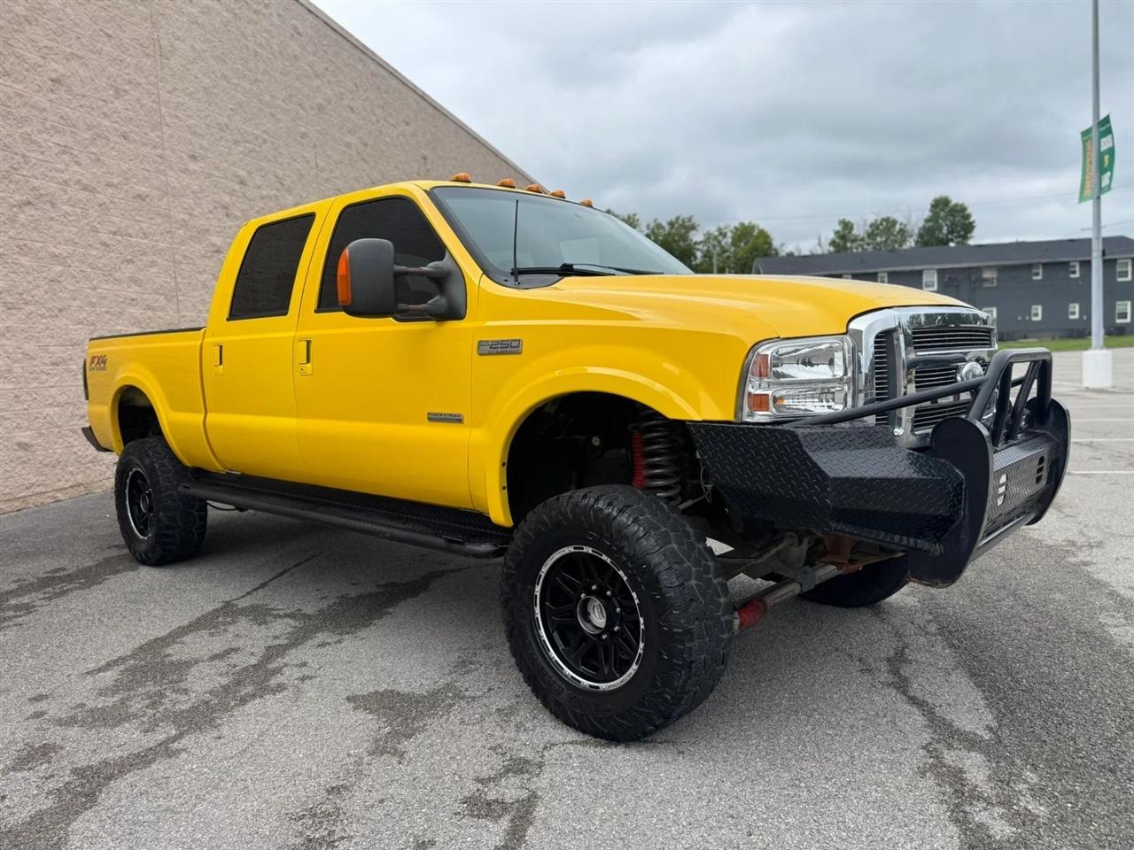 Ford Super Duty F-250 Crew Cab 156" Harley-Davidson 4WD 2005