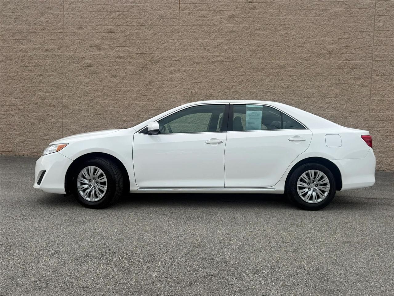 Toyota Camry 2014.5 4dr Sdn I4 Auto SE Sport (Natl) 2014
