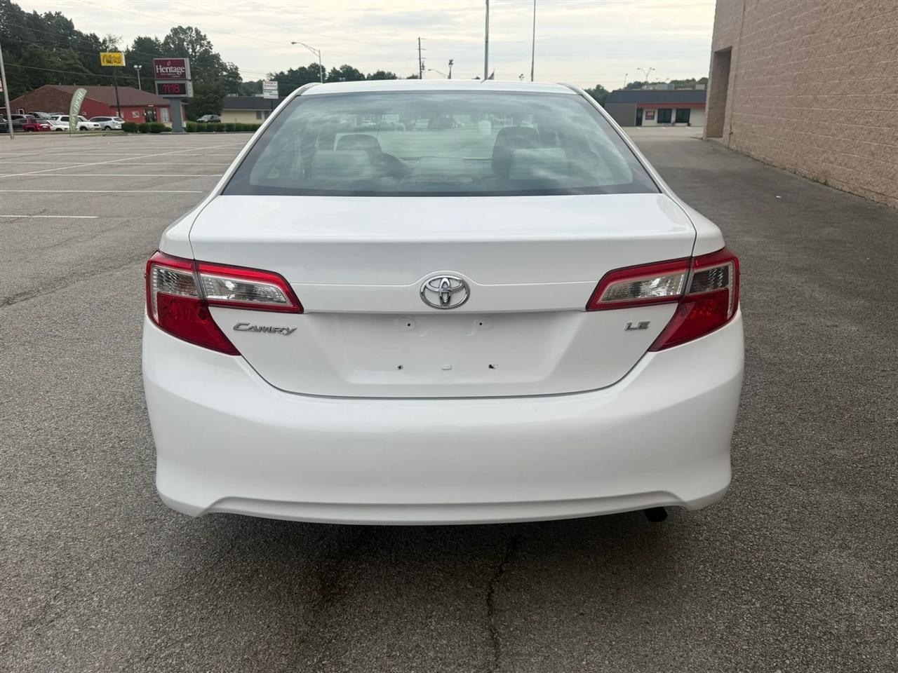 Toyota Camry 2014.5 4dr Sdn I4 Auto SE Sport (Natl) 2014