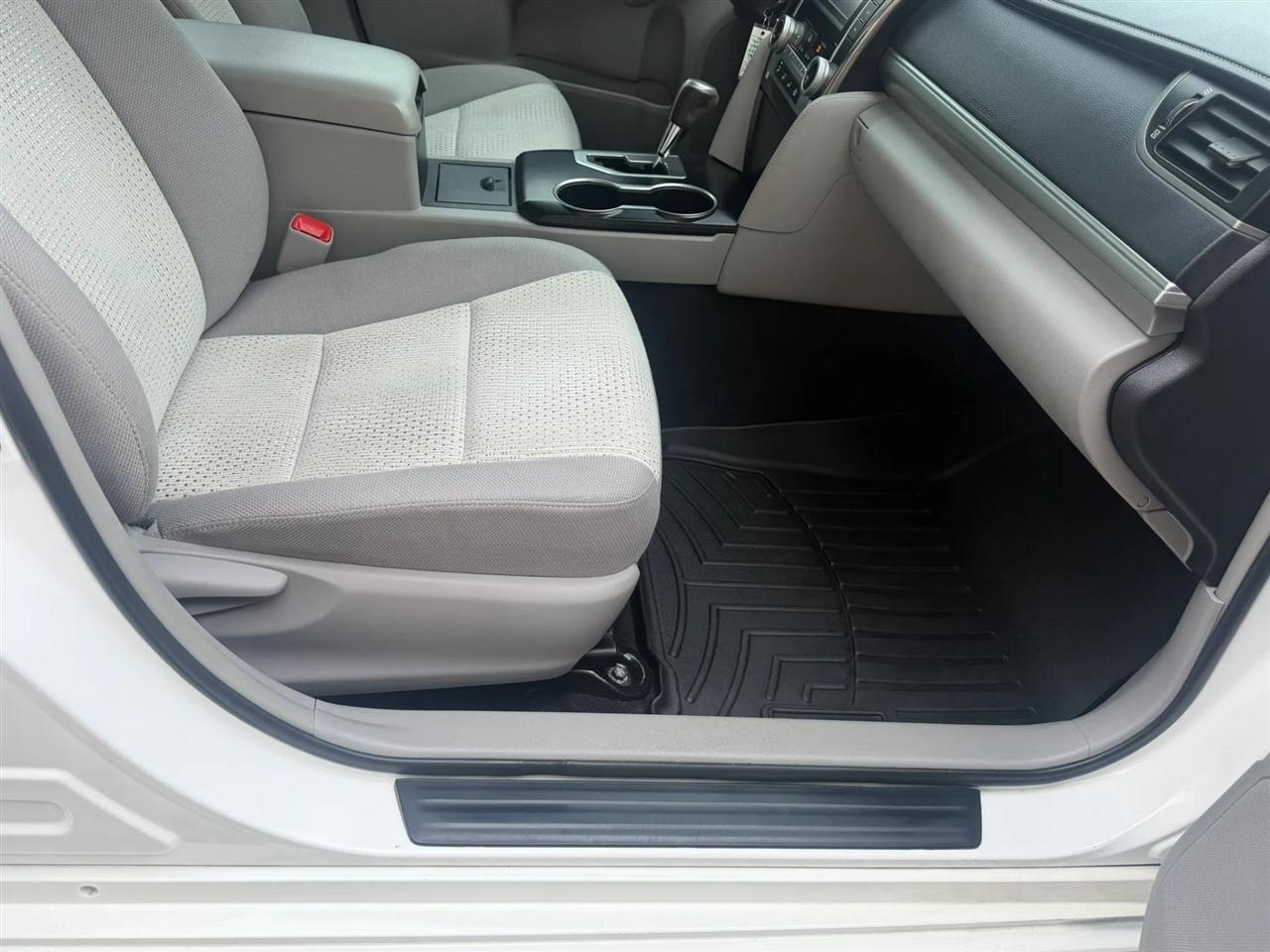 Toyota Camry 2014.5 4dr Sdn I4 Auto SE Sport (Natl) 2014