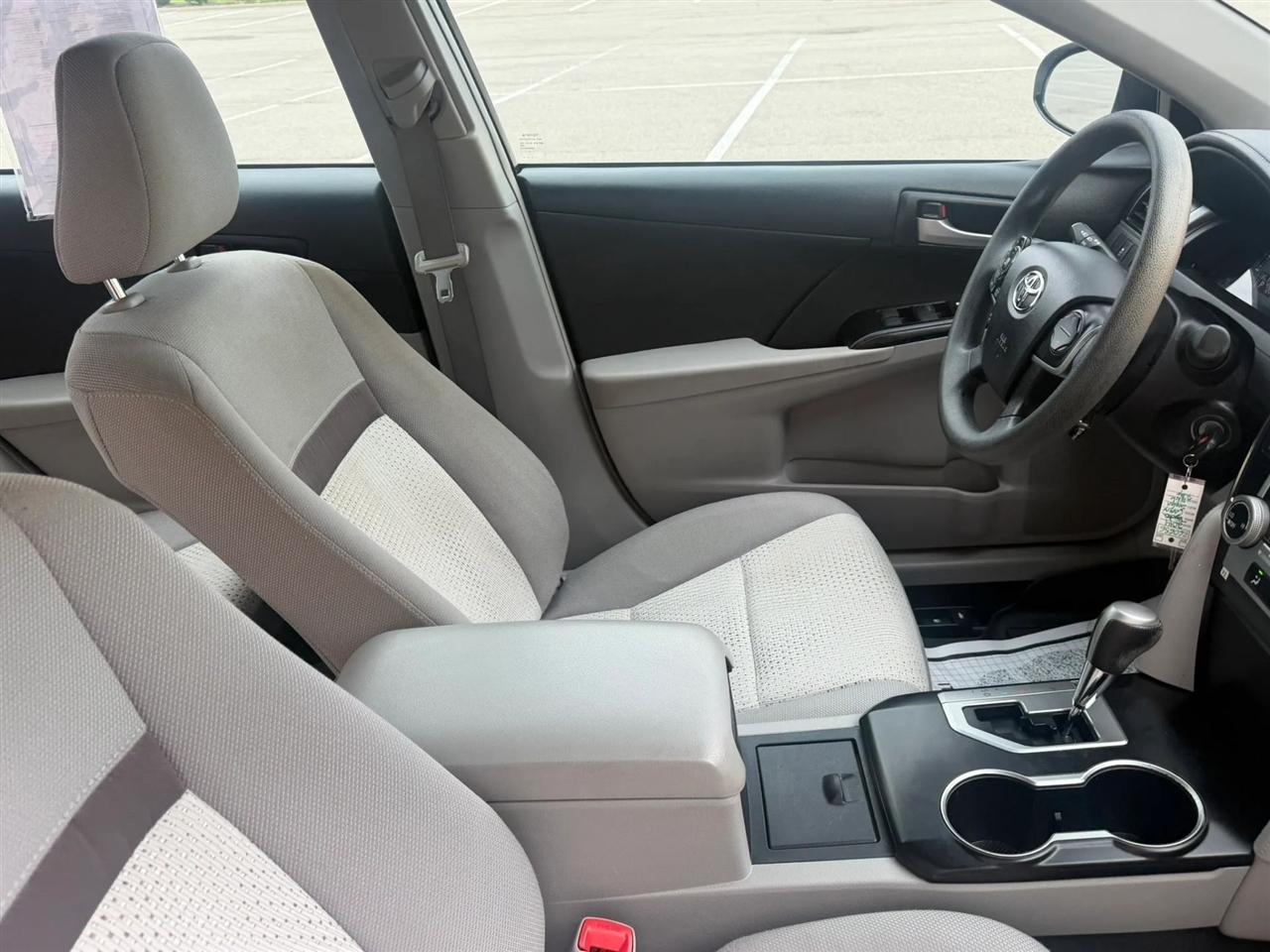 Toyota Camry 2014.5 4dr Sdn I4 Auto SE Sport (Natl) 2014