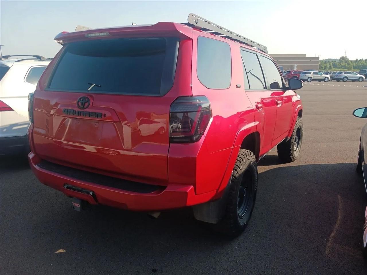 Toyota 4Runner TRD Off Road Premium 4WD (Natl) 2019