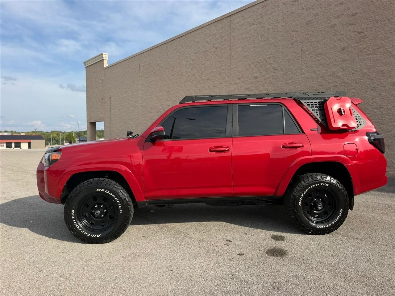Toyota 4Runner TRD Off Road Premium 4WD (Natl) 2019