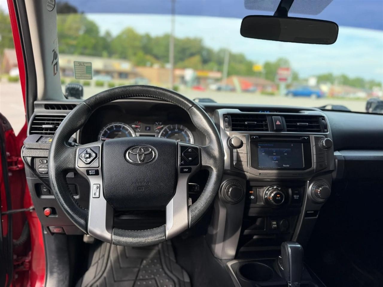 Toyota 4Runner TRD Off Road Premium 4WD (Natl) 2019