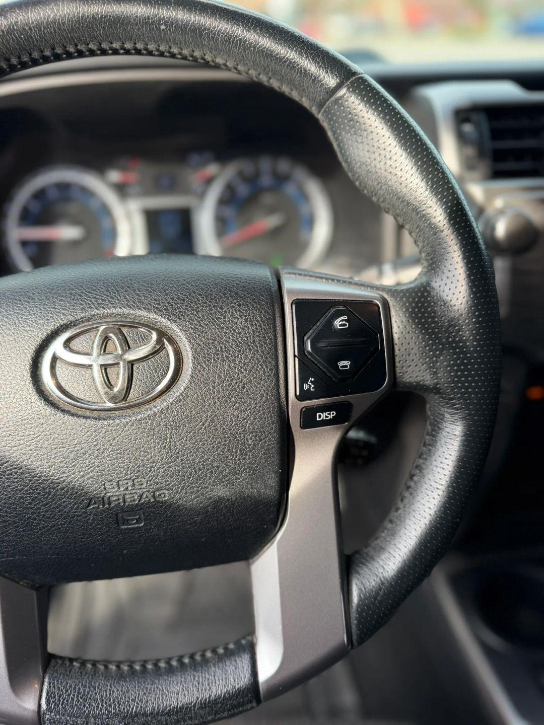 Toyota 4Runner TRD Off Road Premium 4WD (Natl) 2019