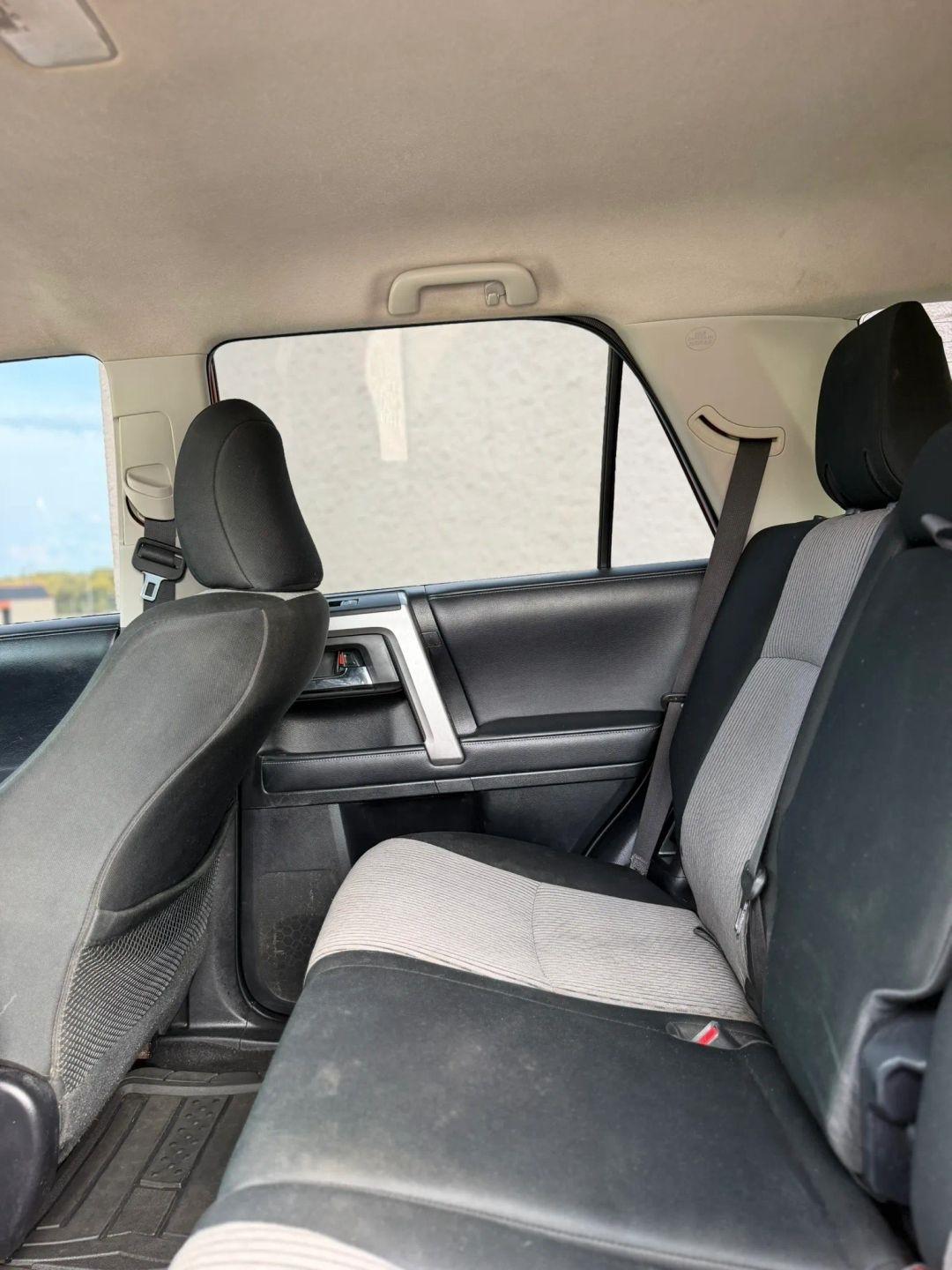 Toyota 4Runner TRD Off Road Premium 4WD (Natl) 2019