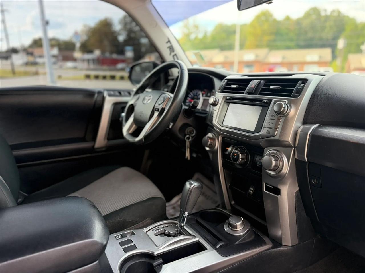 Toyota 4Runner TRD Off Road Premium 4WD (Natl) 2019