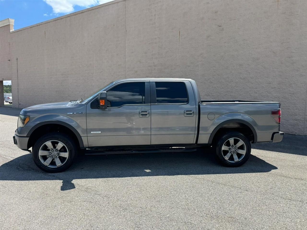 Ford F-150 4WD SuperCrew 145" King Ranch 2013