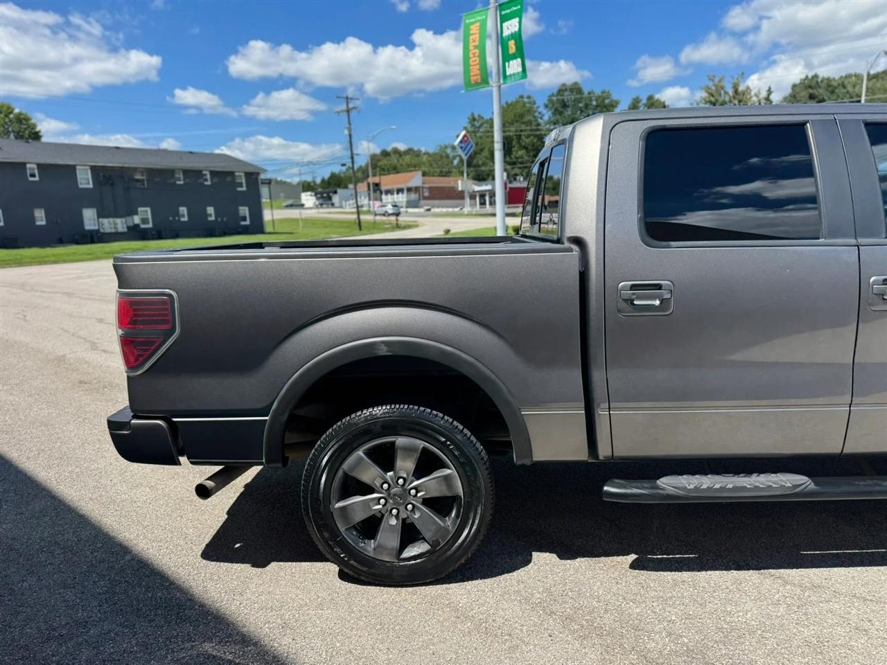 Ford F-150 4WD SuperCrew 145" King Ranch 2013