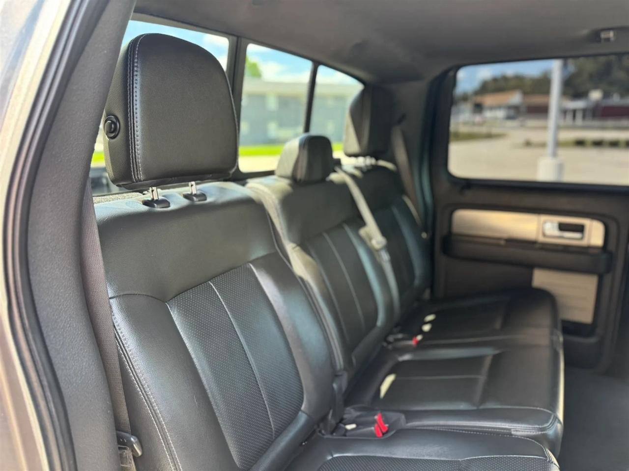 Ford F-150 4WD SuperCrew 145" King Ranch 2013