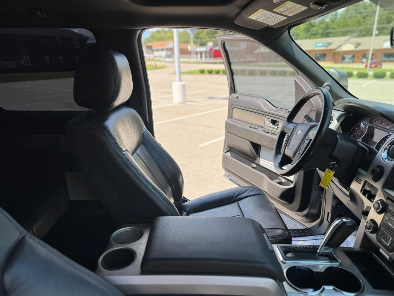 Ford F-150 4WD SuperCrew 145" King Ranch 2013