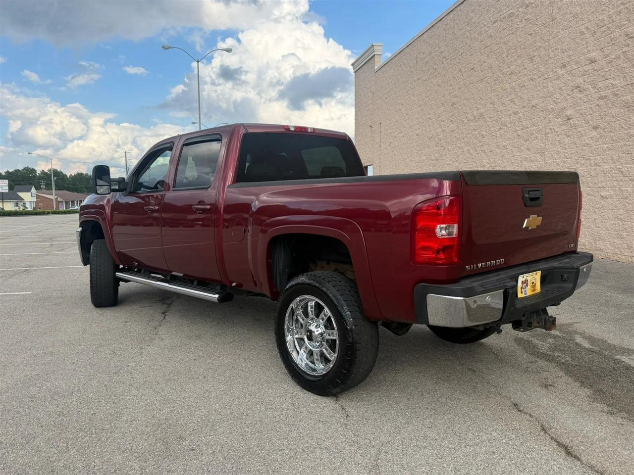 Chevrolet Silverado 2500HD 4WD Crew Cab 153.7" LTZ 2013