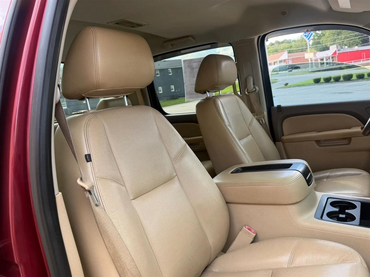 Chevrolet Silverado 2500HD 4WD Crew Cab 153.7" LTZ 2013