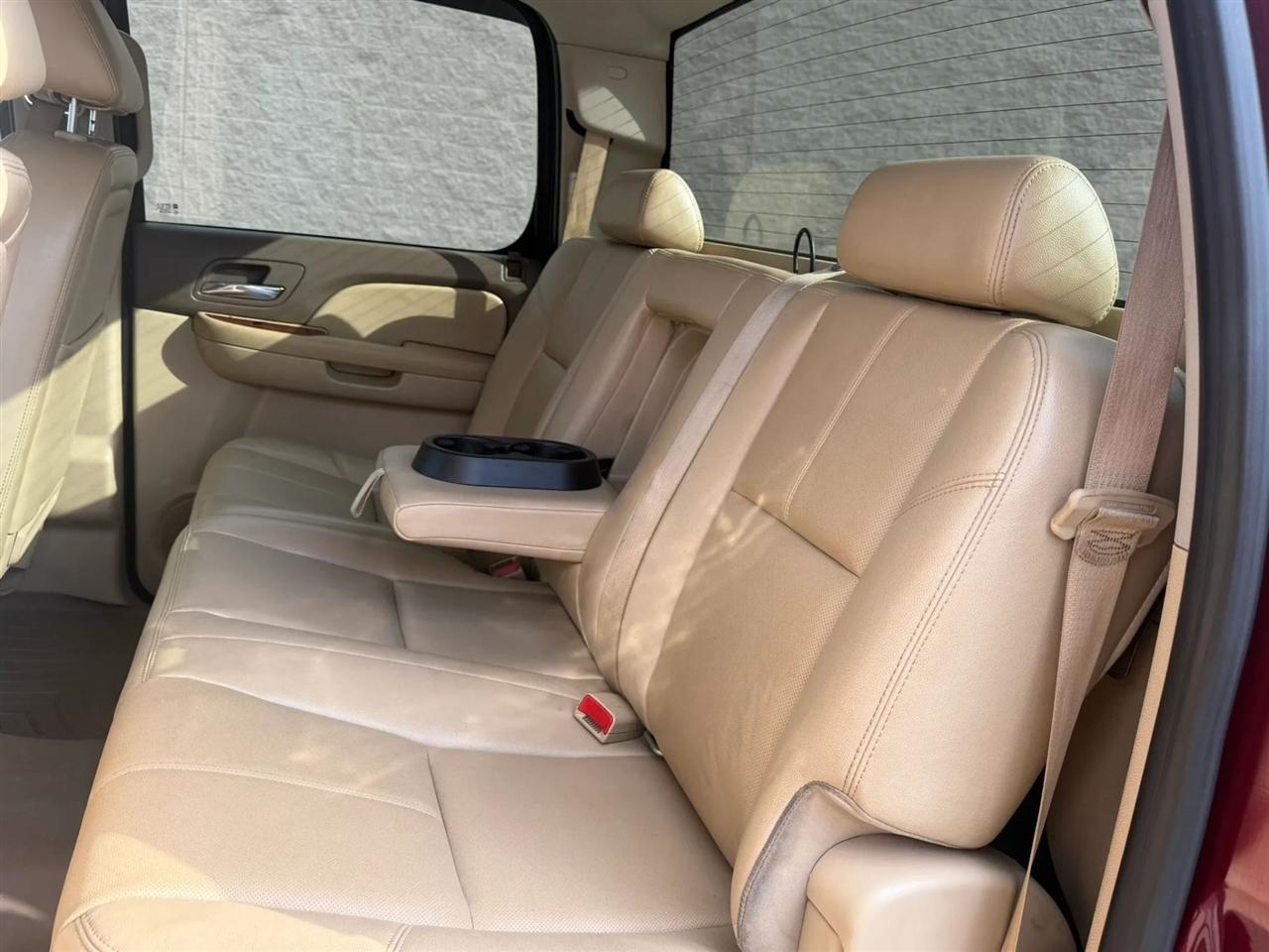 Chevrolet Silverado 2500HD 4WD Crew Cab 153.7" LTZ 2013