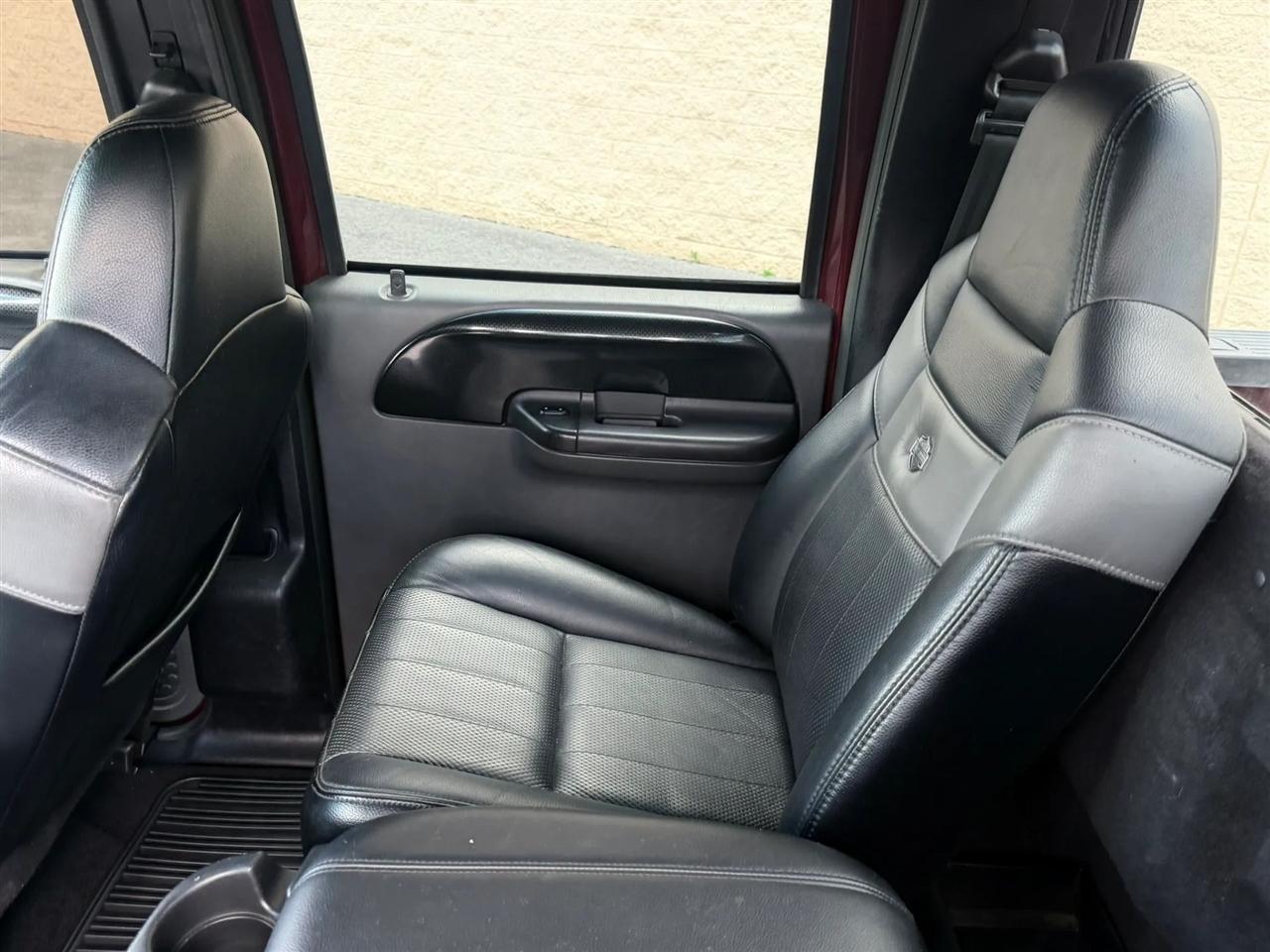 Ford Super Duty F-250 Crew Cab 156" Harley-Davidson 4WD 2006