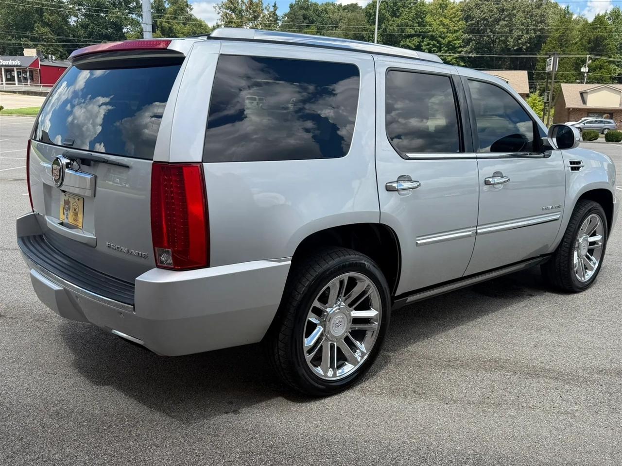 Cadillac Escalade AWD 4dr Platinum Edition 2013