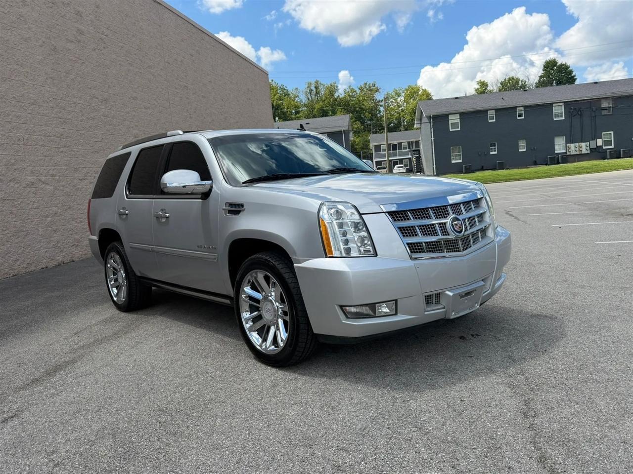 Cadillac Escalade AWD 4dr Platinum Edition 2013