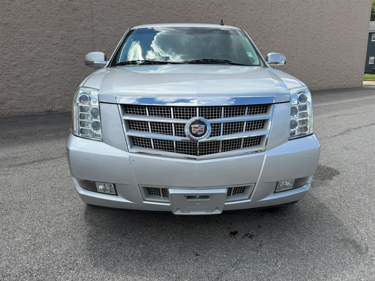 Cadillac Escalade AWD 4dr Platinum Edition 2013