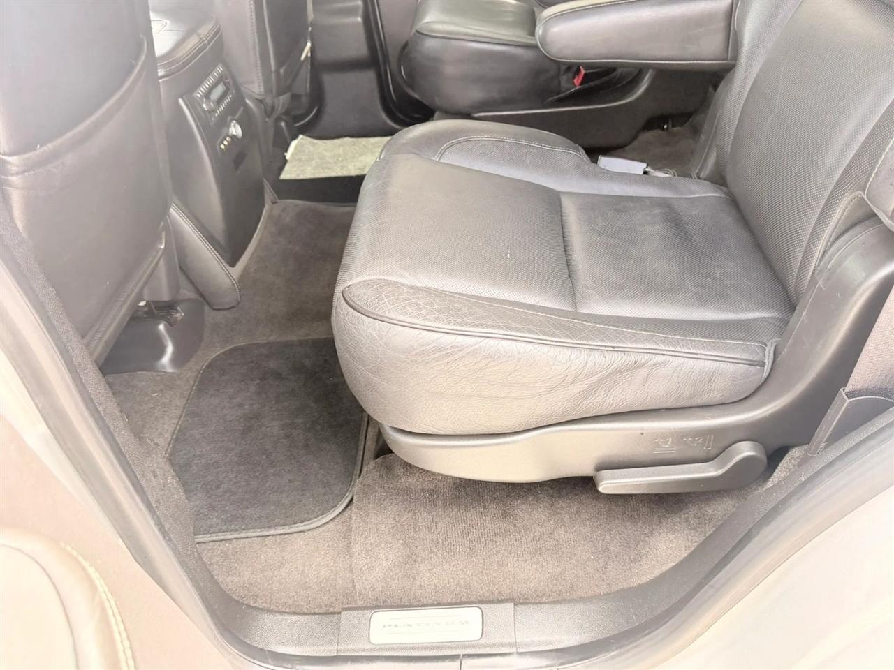 Cadillac Escalade AWD 4dr Platinum Edition 2013