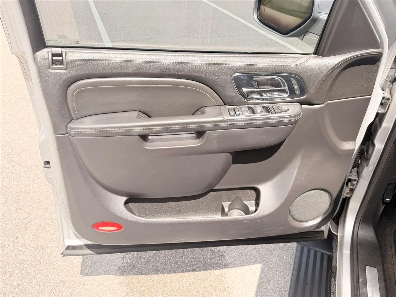 Cadillac Escalade AWD 4dr Platinum Edition 2013