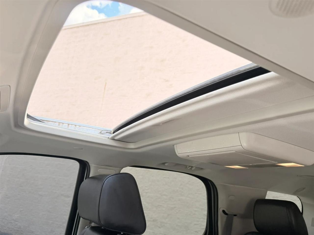Cadillac Escalade AWD 4dr Platinum Edition 2013
