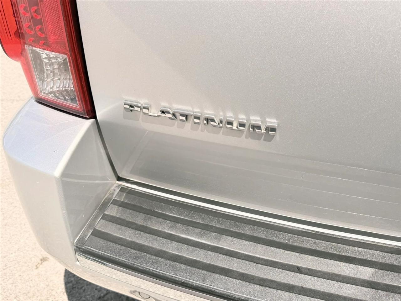 Cadillac Escalade AWD 4dr Platinum Edition 2013