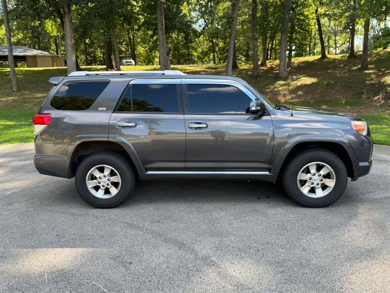 Toyota 4Runner 4WD 4dr V6 Limited (Natl) 2012