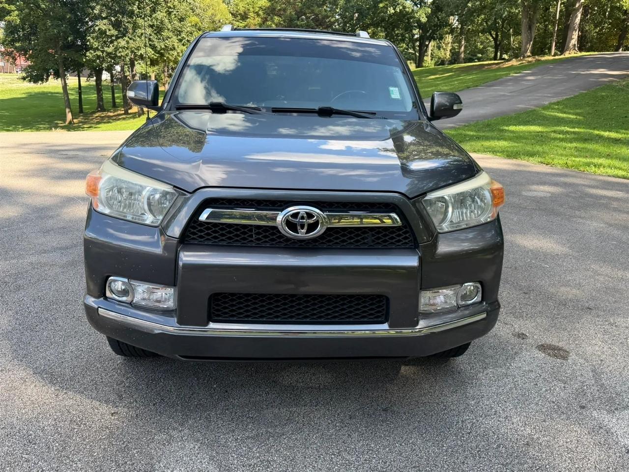 Toyota 4Runner 4WD 4dr V6 Limited (Natl) 2012