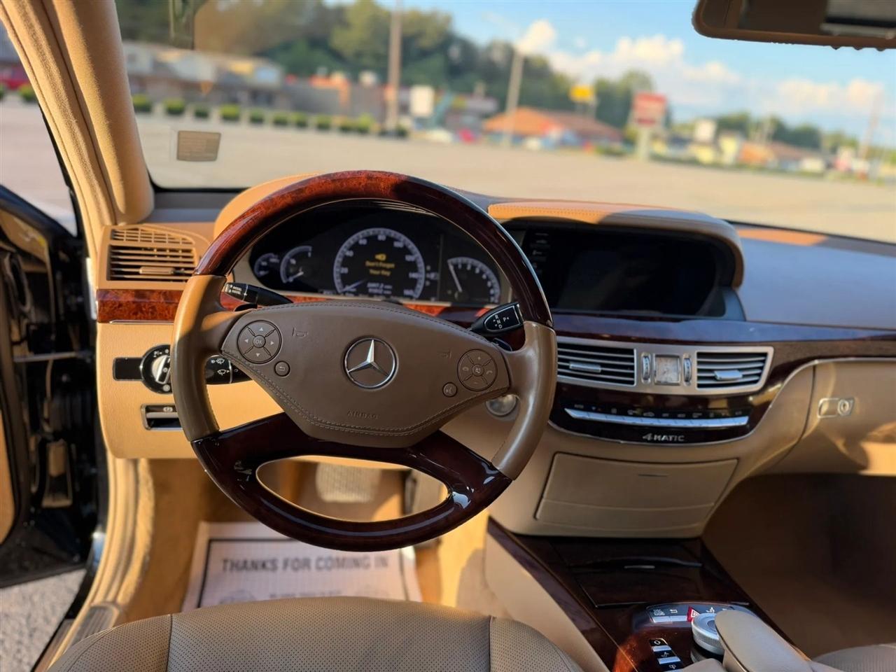 Mercedes-Benz S-Class 4dr Sdn S 550 4MATIC 2013