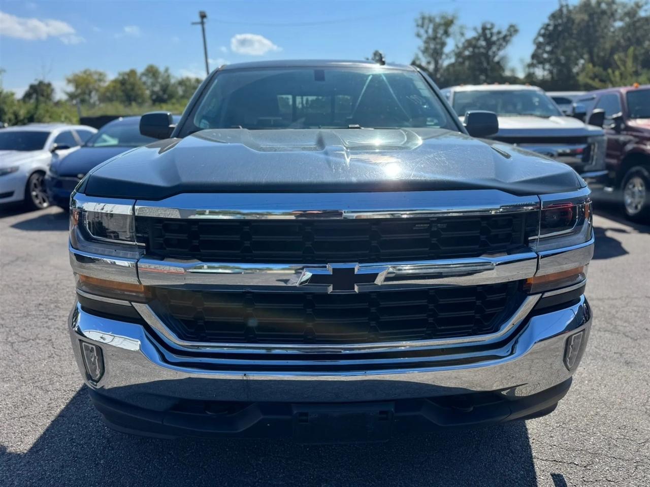 Chevrolet Silverado 1500 4WD Crew Cab 143.5" LT w/1LT 2018