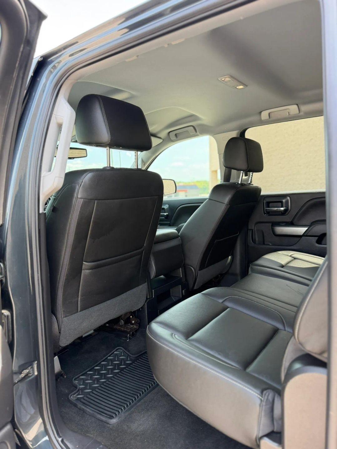 Chevrolet Silverado 1500 4WD Crew Cab 143.5" LT w/1LT 2018
