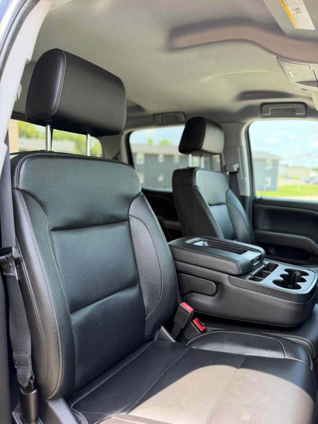 Chevrolet Silverado 1500 4WD Crew Cab 143.5" LT w/1LT 2018