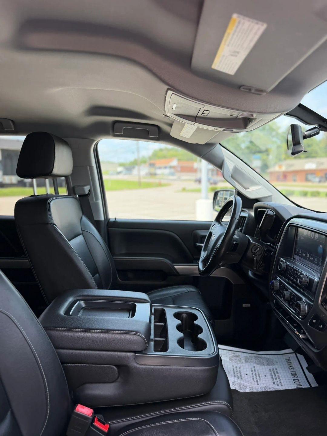 Chevrolet Silverado 1500 4WD Crew Cab 143.5" LT w/1LT 2018