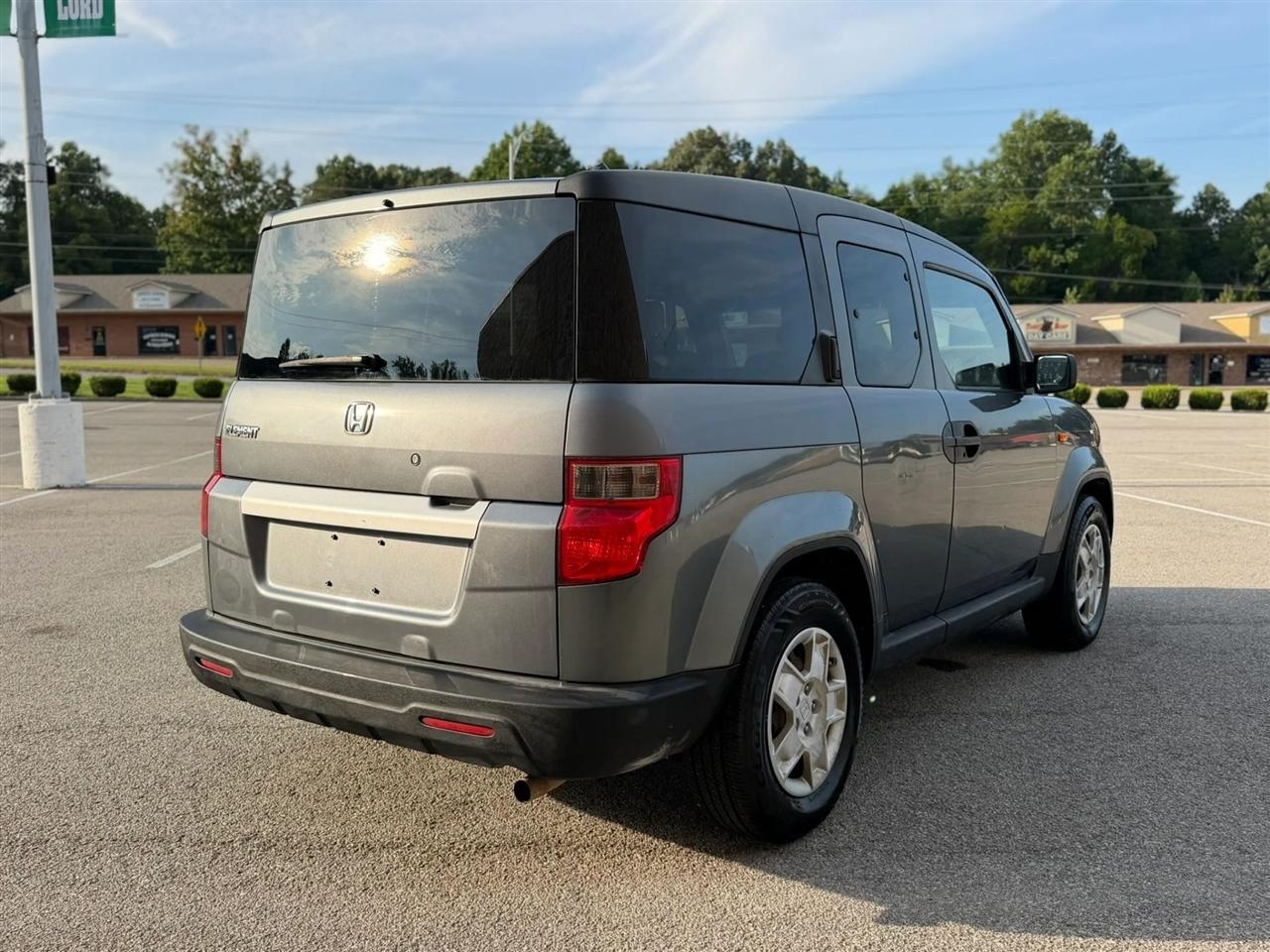 Honda Element 2WD 5dr Auto LX 2009